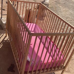Baby crib